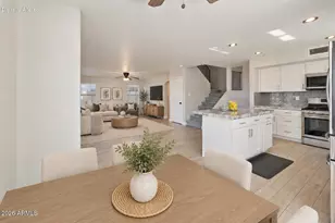 4345 E Abraham Ln, Phoenix, AZ 85050 - Photo 18