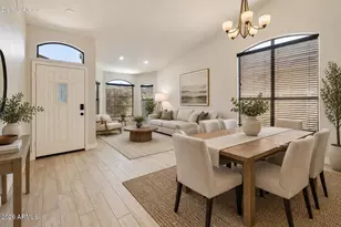 4345 E Abraham Ln, Phoenix, AZ 85050 - Photo 6