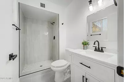 4219 W Sunnyside Avenue, Phoenix, AZ 85029 - Photo 18