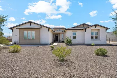 1647 E Lobo Street, San Tan Valley, AZ 85140 - Photo 1