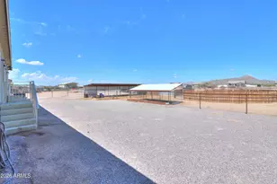 8104 W Randolph Rd, Casa Grande, AZ 85194 - Photo 6