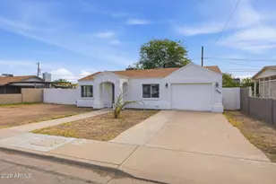 939 S Pioneer, Mesa, AZ 85204 - Photo 2