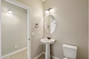 4235 E Casitas Del Rio Dr, Phoenix, AZ 85050 - Photo 14