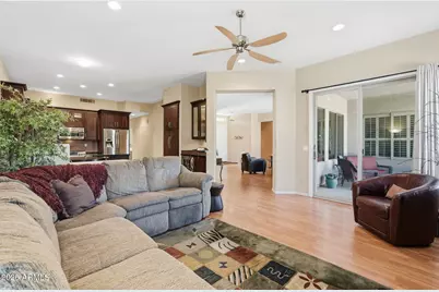 6796 W Abraham Lane, Glendale, AZ 85308 - Photo 10
