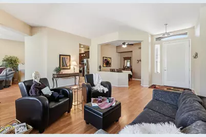 6796 W Abraham Lane, Glendale, AZ 85308 - Photo 6