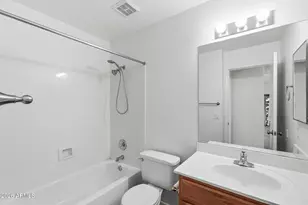 19220 N 39th Pl, Phoenix, AZ 85050 - Photo 30
