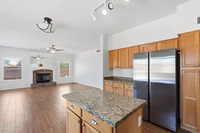 19220 N 39th Place, Phoenix, AZ 85050 - Photo 22