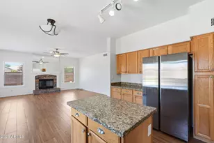 19220 N 39th Pl, Phoenix, AZ 85050 - Photo 22