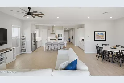 6035 E Quail Avenue, Phoenix, AZ 85054 - Photo 6