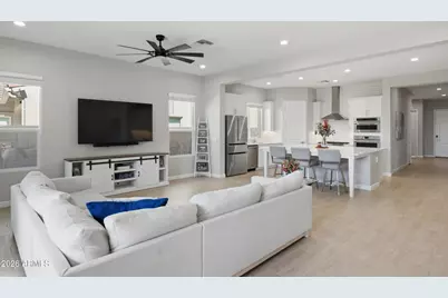6035 E Quail Avenue, Phoenix, AZ 85054 - Photo 4