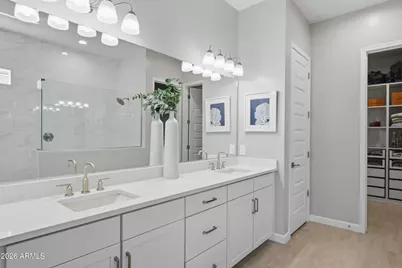 6035 E Quail Avenue, Phoenix, AZ 85054 - Photo 16
