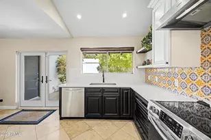 2068 E Cairo Dr, Tempe, AZ 85282 - Photo 18