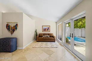 2068 E Cairo Dr, Tempe, AZ 85282 - Photo 14