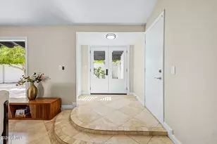 2068 E Cairo Dr, Tempe, AZ 85282 - Photo 10