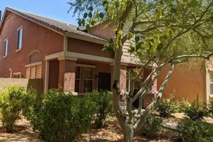 4374 E Sack Dr, Phoenix, AZ 85050 - Photo 1