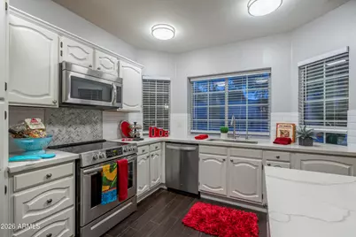 1832 E Windmere Drive, Phoenix, AZ 85048 - Photo 2