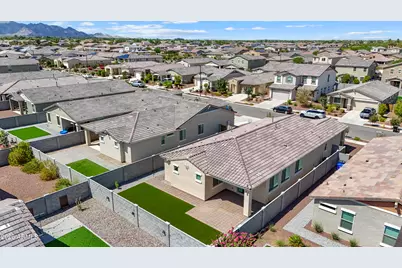 17283 W Valentine Street, Surprise, AZ 85388 - Photo 22