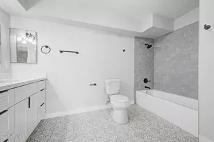 3647 W Rose Ln, Phoenix, AZ 85019 - Photo 18