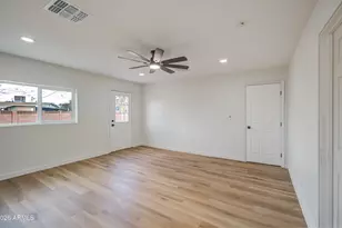 7626 W Sheila Ln, Phoenix, AZ 85033 - Photo 20