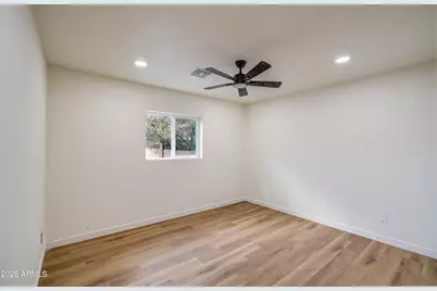 7626 W Sheila Lane, Phoenix, AZ 85033 - Photo 28