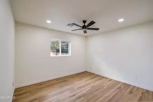 7626 W Sheila Ln, Phoenix, AZ 85033 - Photo 28