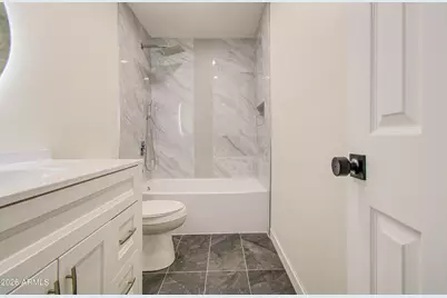 7626 W Sheila Lane, Phoenix, AZ 85033 - Photo 34