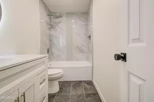 7626 W Sheila Ln, Phoenix, AZ 85033 - Photo 34
