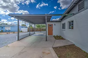 7626 W Sheila Ln, Phoenix, AZ 85033 - Photo 6