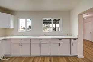 7626 W Sheila Ln, Phoenix, AZ 85033 - Photo 18