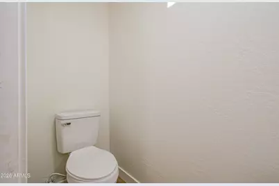 7626 W Sheila Lane, Phoenix, AZ 85033 - Photo 38