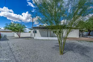 7626 W Sheila Ln, Phoenix, AZ 85033 - Photo 4