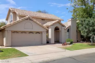 1717 E Watercress Ln, Gilbert, AZ 85234 - Photo 2