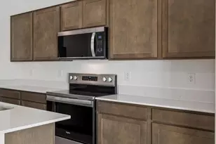 1317 S 239th Dr, Buckeye, AZ 85326 - Photo 2