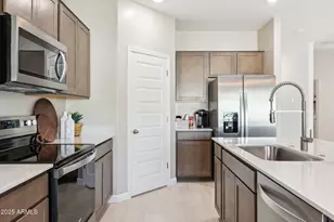 1289 S 239th Dr, Buckeye, AZ 85326 - Photo 20