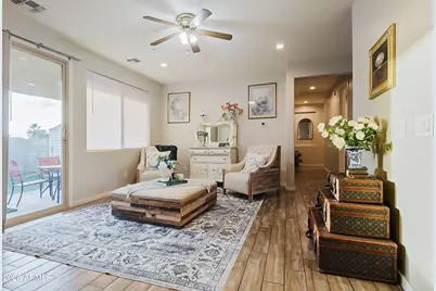 10810 N 114th Drive, Youngtown, AZ 85363 - Photo 6