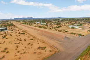 48236 N 519th Ave, Aguila, AZ 85320 - Photo 16
