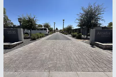 2535 N 52nd Street #2, Phoenix, AZ 85008 - Photo 4