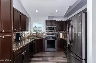 4112 E Tanglewood Dr, Phoenix, AZ 85048 - Photo 10