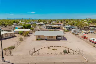 650 S Cornwall Dr, Apache Junction, AZ 85120 - Photo 2
