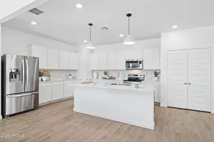9599 N 177th Dr, Waddell, AZ 85355 - Photo 12