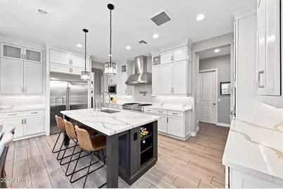 3409 E Cashman Drive, Phoenix, AZ 85050 - Photo 8