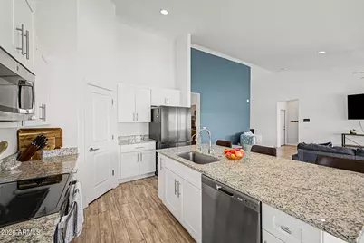 10539 W Willow Peak Avenue, Casa Grande, AZ 85193 - Photo 8