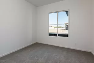 927 E Paseo Way, Phoenix, AZ 85042 - Photo 18