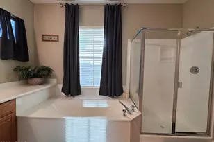320 W Leah Ave, Gilbert, AZ 85233 - Photo 34