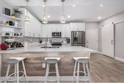 2821 S Skyline Drive #121, Mesa, AZ 85212 - Photo 2