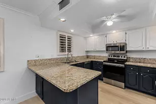 4303 E Cactus Rd, Phoenix, AZ 85032 - Photo 14
