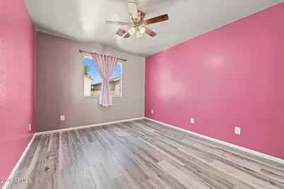 5318 W Albeniz Place, Phoenix, AZ 85043 - Photo 14