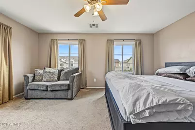 5318 W Albeniz Place, Phoenix, AZ 85043 - Photo 10