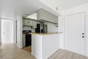 540 N May Street N, Mesa, AZ 85201 - Photo 4