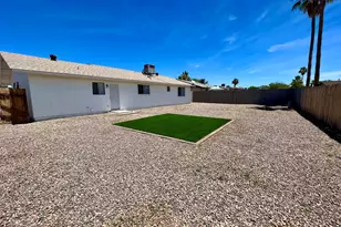1129 W Hackamore St, Mesa, AZ 85201 - Photo 4